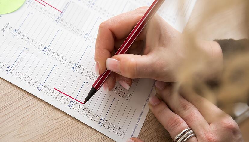 Arbeitnehmer sollten ausreichend Zeit haben, um sich auf Betriebsferien einzustellen und ihre persönlichen Pläne anzupassen.