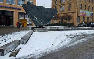 Noch Anfang des Jahres fotografierte Julian Freyer die Skulptur.