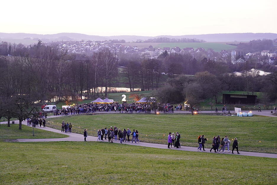 Rund vier Kilometer ist die Strecke lang, die die Besucher beim Rebengl&uuml;hen zur&uuml;cklegen.