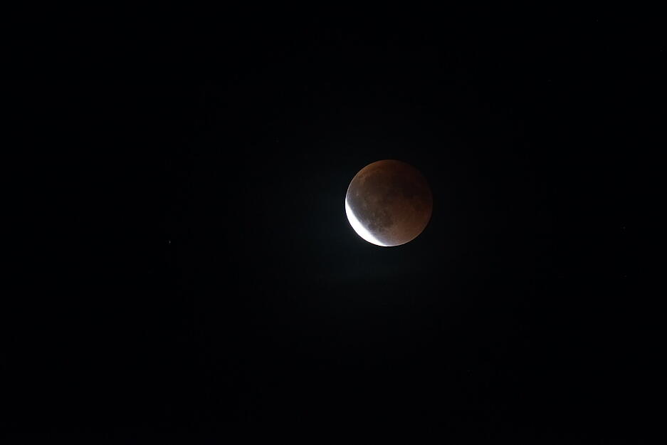 Die totale Mondfinsternis ist am Sonntagabend über Heilbronn und der Region zu sehen.