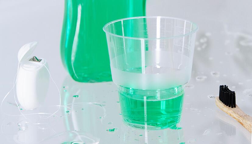 Durchwachsenes Ergebnis: &laquo;Stiftung Warentest&raquo; hat 20 Mundsp&uuml;ll&ouml;sungen untersucht, darunter drei Produkte f&uuml;r Kinder.