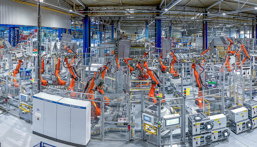 Läpple setzt auch am Standort Teublitz auf automatisierte Produktion. In Bayern beschäftigt das Unternehmen rund 700 Mitarbeiter. Läpple setzt auch am Standort Teublitz auf automatisierte Produktion. In Bayern beschäftigt das Unternehmen rund 700 Mitarbeiter.