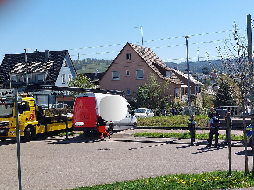 Die Bergungsarbeiten sorgten f&uuml;r Verz&ouml;gerungen im Zugverkehr.