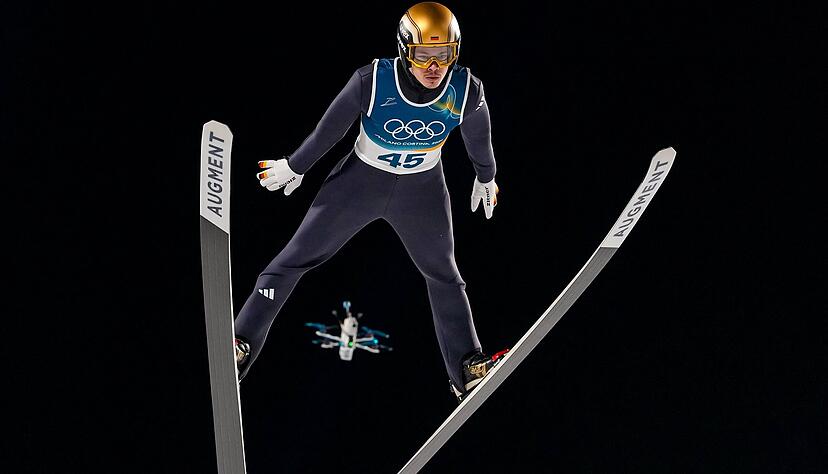 Philipp Raimund ist Olympia-Sieger im Skispringen.