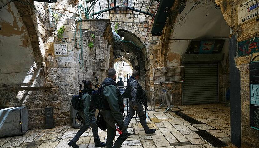 Israel steht weiterhin aus dem Iran unter Beschuss. Israel steht weiterhin aus dem Iran unter Beschuss.