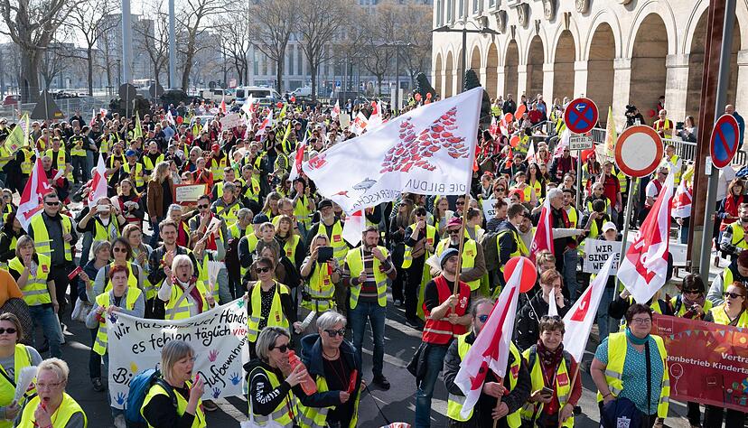 Verdi organisiert gro&szlig;e Warnstreiks.