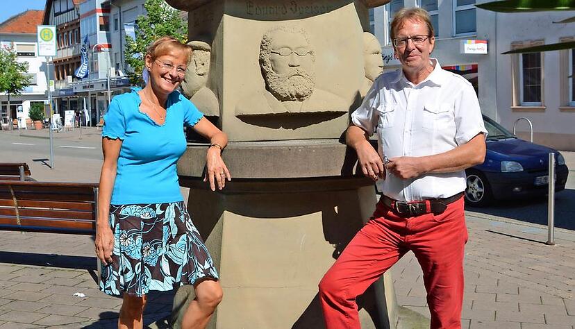 Christine und Holger Friedrich haben in Sinsheim viel f&uuml;r die Kultur geleistet. Holger Friedrich wurde f&uuml;r sein Lebenswerk mit dem B&uuml;rgerpreis geehrt.Foto: Landauer
