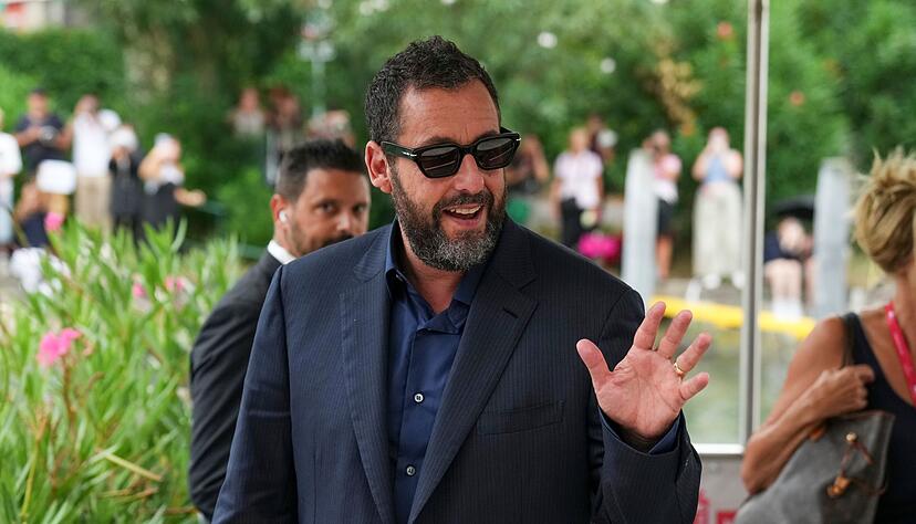 Adam Sandler spielt in &laquo;Jay Kelly&raquo; an der Seite von Clooney.