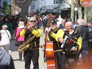 Verteilt in Heilbronn gibt es bei der Magie der Stimmen unterschiedliche Musikgruppen, die auftreten.