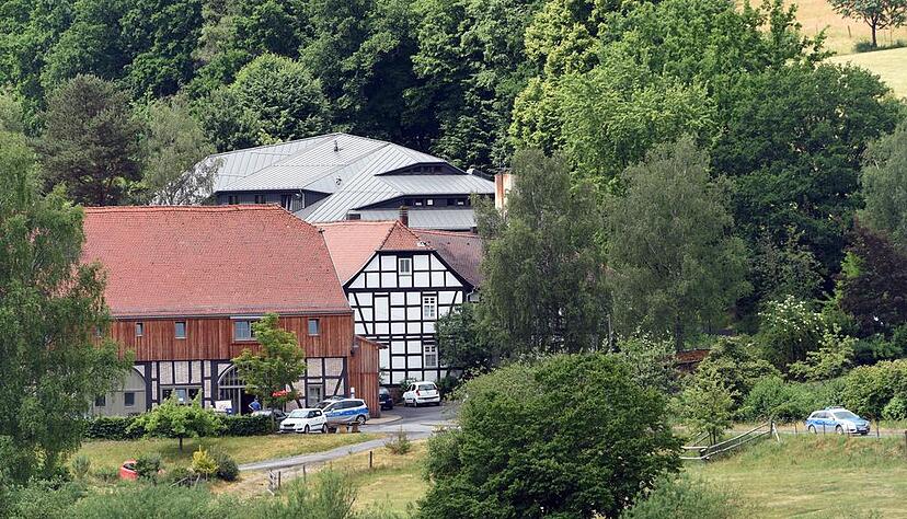 Das "Hofgut Sassen" bei Schlitz: In der Wohngemeinschaft für Behinderte lebte der Sohn des Unternehmers zum Zeitpunkt der Entführung. Foto: Archivdpa
