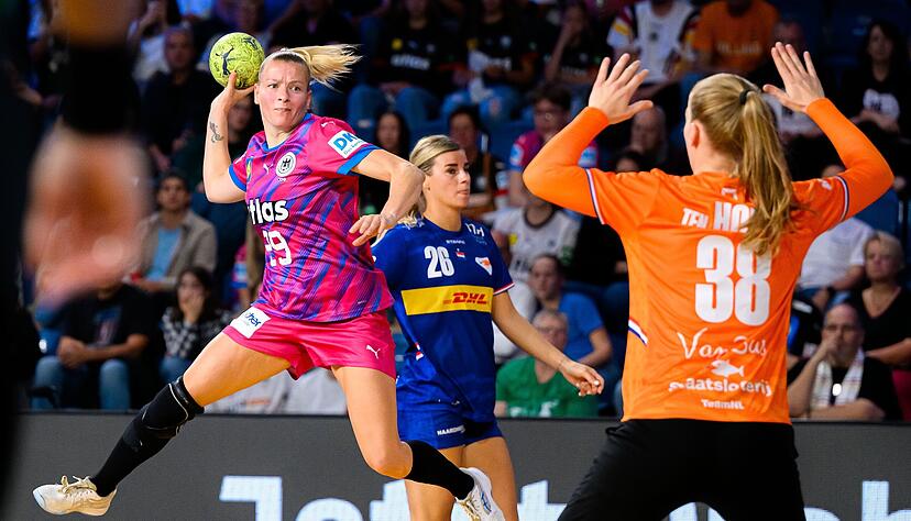 Neckarsulms Linksaußen Antje Döll verhalf der Deutschen Nationalmannschaft am Sonntag in Krefeld mit fünf Treffern zum 27:22-Erfolg gegen WM-Co-Gastgeber Niederlande um Torhüterin Yara Ten Holte.