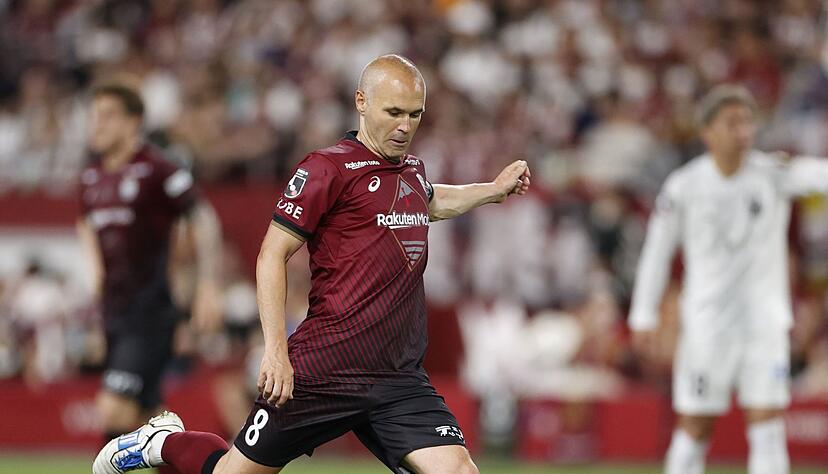 Andrés Iniesta wurde als Botschafter für die Fußball-WM 2030 vorgestellt.