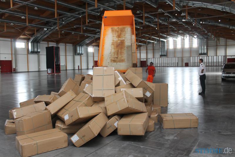 Aufbau in der Messehalle 6
