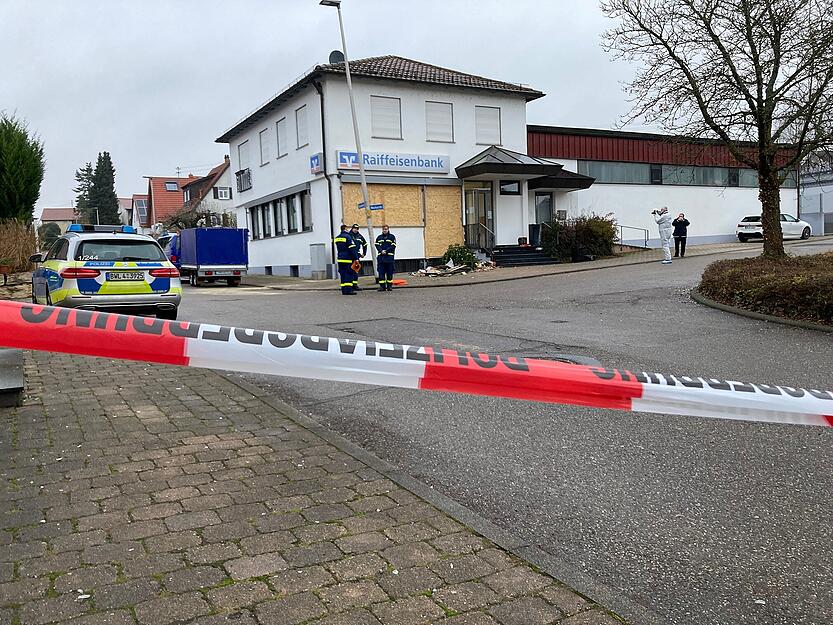 Unbekannte sprengen Geldautomaten in Bad Rappenau-Bonfeld