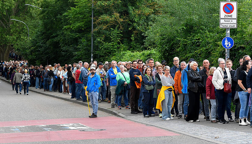 Am Samstagabend strömten tausende Fans zum Sting-Konzert in Heilbronn.