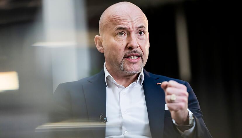 Alexander Hoffmann meint: Europa m&uuml;sse &laquo;auf der ganzen Klaviatur&raquo; der Verteidigungsf&auml;higkeit spielen.