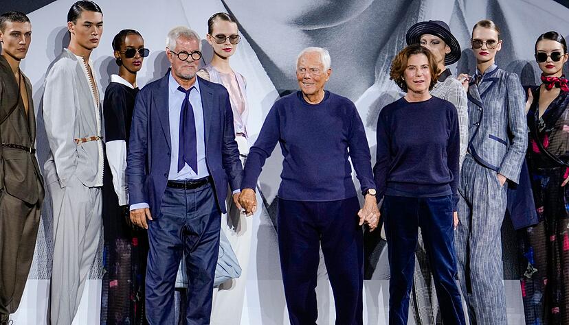 Vergangenes Jahr zeigte sich Armani auf dem Laufsteg mit Leo Dell'Orco und seiner Nichte Roberta. (Archivbild)