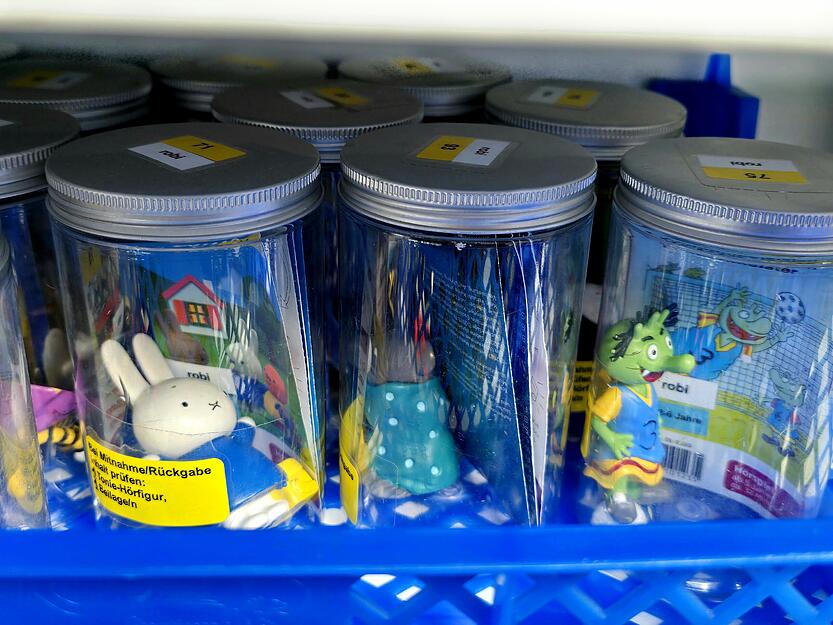 Auch Hörfiguren des Audiosystems Tonie können ausgeliehen werden. Auch Hörfiguren des Audiosystems Tonie können ausgeliehen werden.