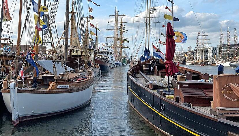 Maritimes Flair rund um den Neuen Hafen in Bremerhaven. Foto: Valerie Blass