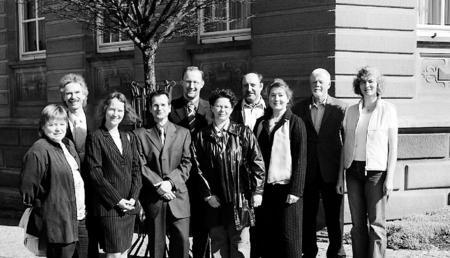 Langenbrettachs B&uuml;rgermeister Tilman Schmidt hatte alle &Auml;rzte, Therapeuten und die Apothekerin zum ersten Langenbrettacher Gesundheitstreff eingeladen. (Foto: Agentur Kochertal)