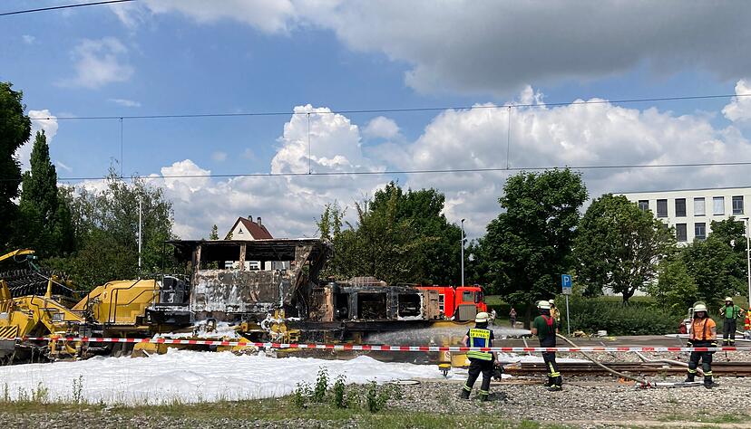 Wieso die Maschine so lange brennend fahren konnte, ist unbekannt.
Foto: Kinkopf