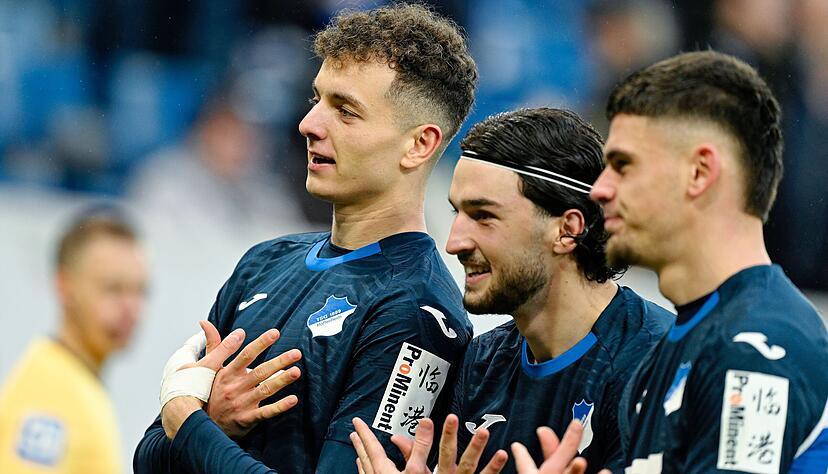 Das Kosovo-Trio der TSG mit Fisnik Asllani (links), Leon Avdullahu und Albian Hajdari k&ouml;nnte schneller als gedacht wieder zusammen auf dem Rasen stehen.