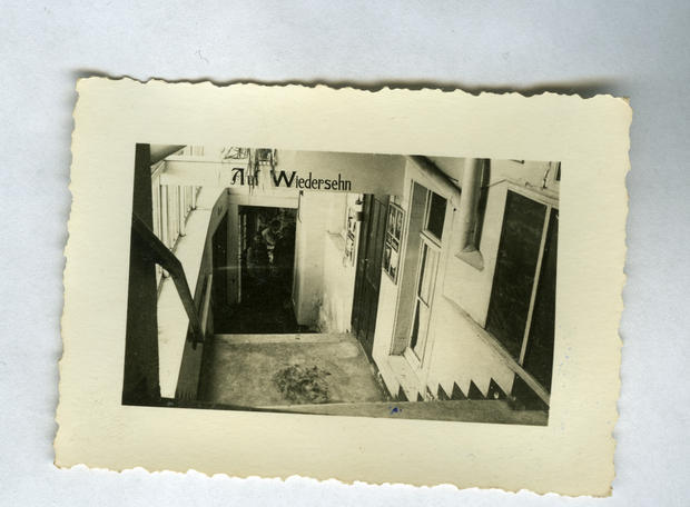Ein freundliches "Auf Wiedersehen" verabschiedete die Gäste nach dem Besuch der Rössle-Lichtspiele. Undatierte Aufnahme.