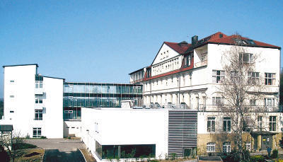 Steht im Vergleich zu den anderen orthop&auml;dischen Kliniken in Baden-W&uuml;rttemberg gut da: die Vulpius Klinik in Bad Rappenau.
          Foto: Vulpius Klinik