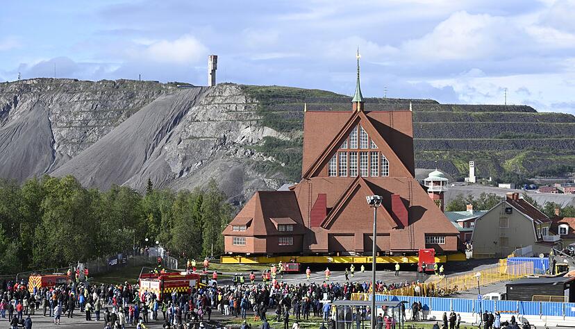 Ein Rahmenprogramm begleitet die Umsiedlung der Kirche.