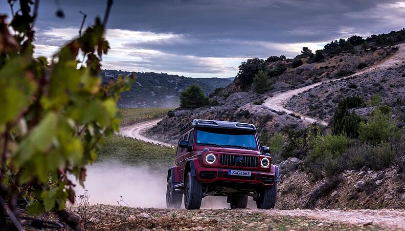 Mit seinen Portalachsen und dem Achtzylinder von AMG ist der G63 4x4&sup2; im Gel&auml;nde kaum zu schlagen.