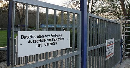 Bereits im Jahr 2017 musste das Freibad geschlossen bleiben, weil der Gemeinde Langenbrettach Personal dafür fehlte. Foto: Archiv/HSt