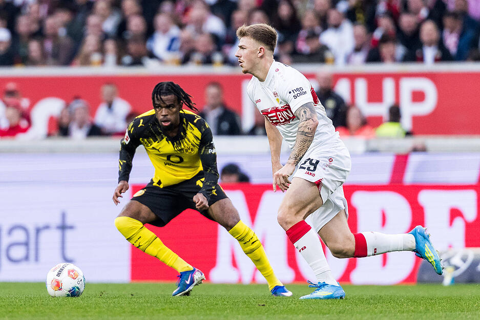 Finn Jeltsch: In Halbzeit eins stark in der Defensive und sogar im gegnerischen Strafraum den BVB unter der Druck gesetzt. Beim 0:1 hebt Jeltsch zuvor das Abseits auf. Note: 3,5