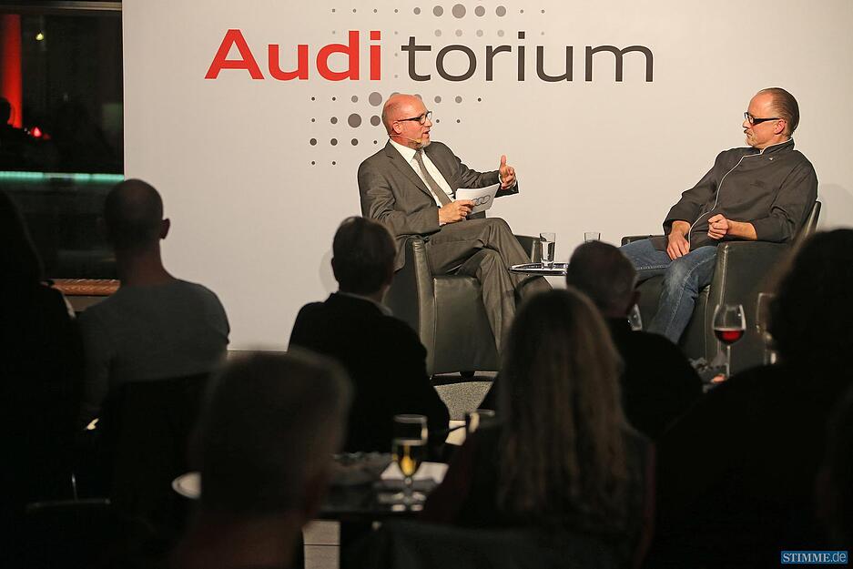 Insektenkoch Frank Ochmann im Audi-Forum Neckarsulm.