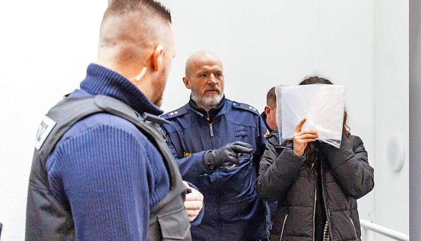 Die Staatsanwaltschaft Ingolstadt wirft einem Mann und einer Frau vor, eine 23-Jährige aus Eppingen umgebracht zu haben. Die Staatsanwaltschaft Ingolstadt wirft einem Mann und einer Frau vor, eine 23-Jährige aus Eppingen umgebracht zu haben.