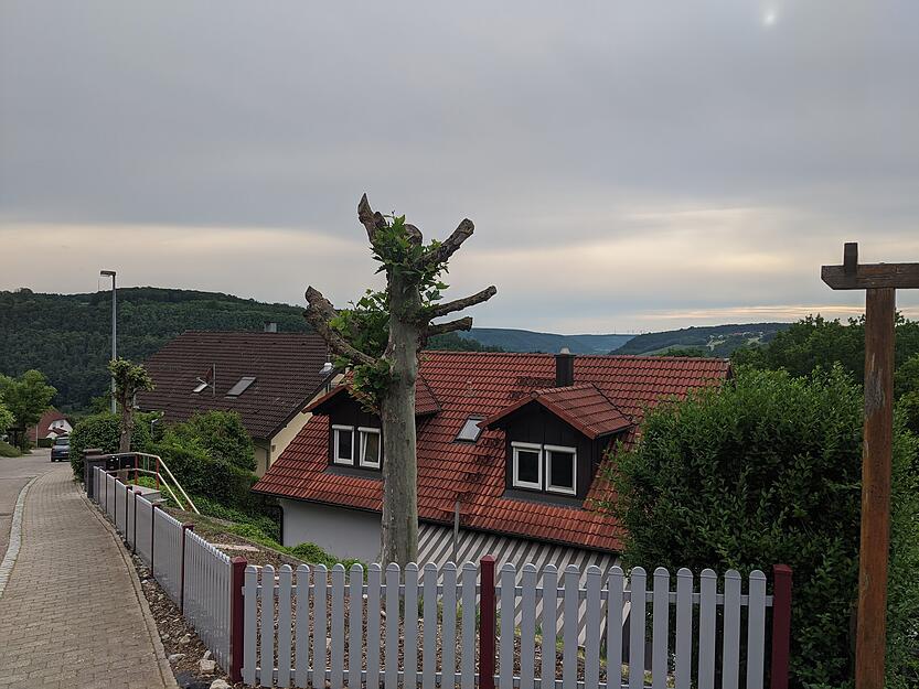 Pilgerweg zwischen Weißbach und Crispenhofen Pilgerweg zwischen Weißbach und Crispenhofen