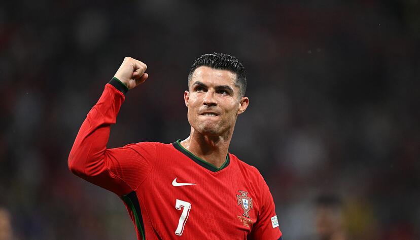 Portugals Cristiano Ronaldo jubelte nach dem Auftakt von Portugal in die EM 2024. Portugals Cristiano Ronaldo jubelte nach dem Auftakt von Portugal in die EM 2024.