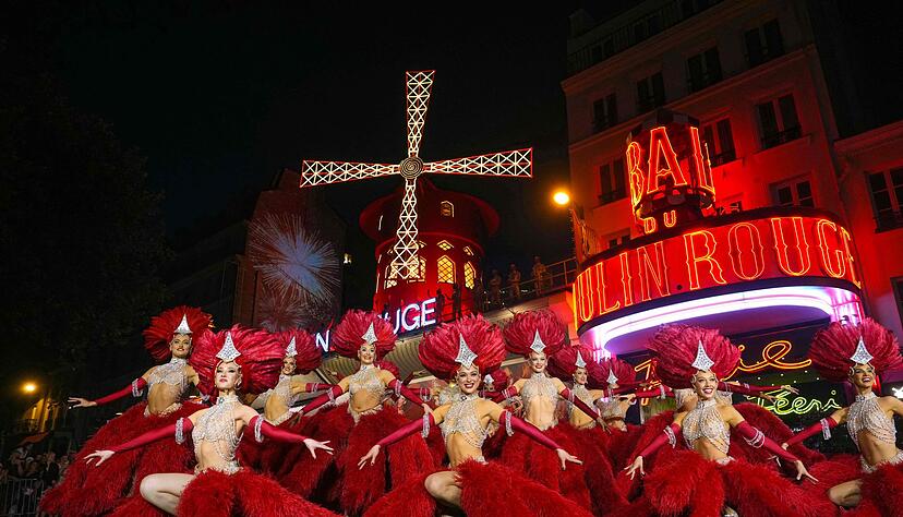 Gefeiert wurde - wie könnte es anders sein - mit einer Tanzeinlage. Gefeiert wurde - wie könnte es anders sein - mit einer Tanzeinlage.