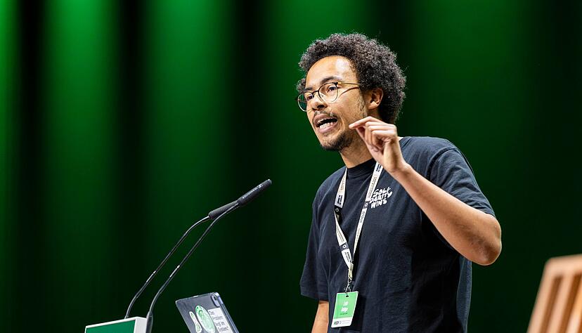 Der Grüne-Jugend-Chef Luis Bobga sorgte mit einer Beschimpfung des bayerischen Ministerpräsidenten Markus Söder für Rücktrittsforderungen aus der CSU. (Archivbild) Der Grüne-Jugend-Chef Luis Bobga sorgte mit einer Beschimpfung des bayerischen Ministerpräsidenten Markus Söder für Rücktrittsforderungen aus der CSU. (Archivbild)