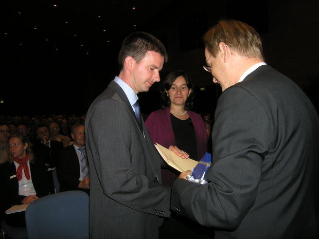 Die feierliche Einsetzung nahm der 1. Stellvertretende Oberbürgermeister Roland Weissert vor. Die feierliche Einsetzung nahm der 1. Stellvertretende Oberbürgermeister Roland Weissert vor.