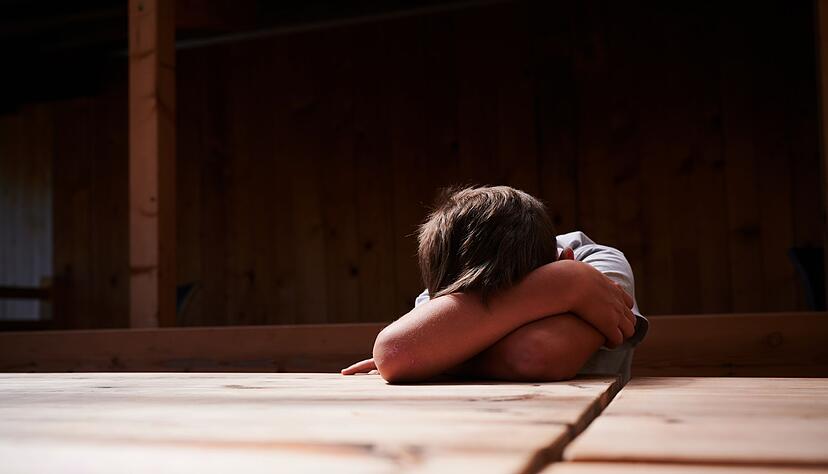 Gut ein Drittel (36,9 Prozent) der Befragten stimmte in einer Umfrage aus diesem Jahr der Aussage «Ein Klaps auf den Hintern hat noch keinem Kind geschadet» zu. (Symbolbild) Gut ein Drittel (36,9 Prozent) der Befragten stimmte in einer Umfrage aus diesem Jahr der Aussage «Ein Klaps auf den Hintern hat noch keinem Kind geschadet» zu. (Symbolbild)