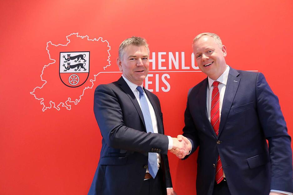 Wahl: Ian Schölzel ist neuer Landrat des Hohenlohekreises