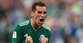 Rafael M&aacute;rquez soll nach der WM der Nachfolger von Javier Aguirre werden. (Archivbild)
