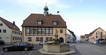 Wurde 2009 umgebaut: das Rathaus in der Kernstadt.