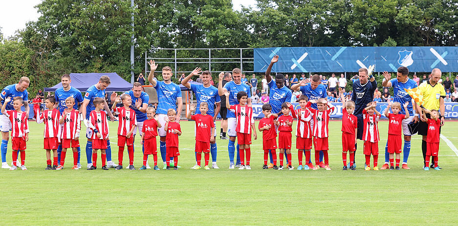 Freundschaftsspiel Hoffenheim gegen Heidenheim in Brackenheim Freundschaftsspiel Hoffenheim gegen Heidenheim in Brackenheim