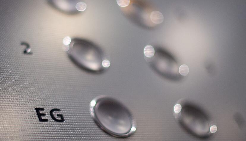 Die Zahl der vom T&uuml;v festgestellten M&auml;ngel an Aufz&uuml;gen ist im vergangenen Jahr gestiegen. (Archivbild)