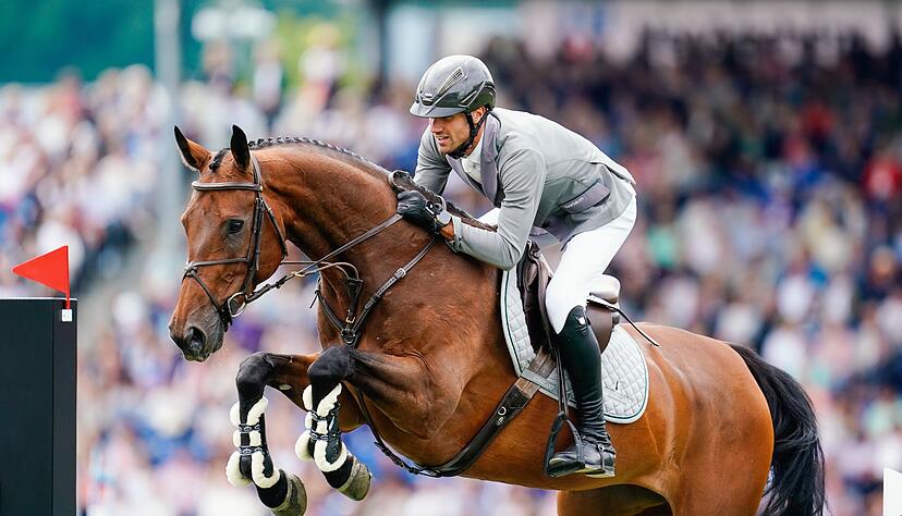 Olympiasieger Christian Kukuk reitet bei der EM das Pferd Just Be Gentle