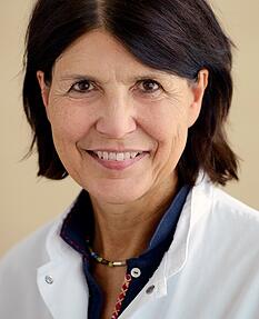 Dr. Sabine Paul, leitende Oberärztin, Sektion Schmerztherapie mit Palliativschwerpunkt am Klinikum Plattenwald in Bad Friedrichshall. Dr. Sabine Paul, leitende Oberärztin, Sektion Schmerztherapie mit Palliativschwerpunkt am Klinikum Plattenwald in Bad Friedrichshall.