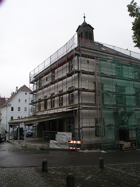 August 2007: Die Bauarbeiten am k&uuml;nftigen Museum in der G&uuml;glinger Ortsmitte schreiten voran.