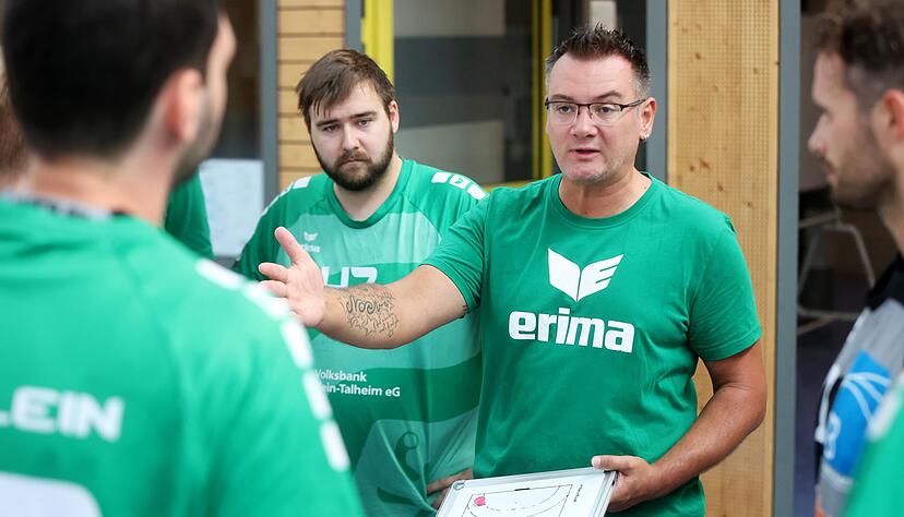 Trainer Patrice Payer ist nach zwei Jahren zurück beim TV Flein. An der Favoritenrolle von Aufstiegsanwärter Bietigheim II ist er nicht ganz unschuldig. Trainer Patrice Payer ist nach zwei Jahren zurück beim TV Flein. An der Favoritenrolle von Aufstiegsanwärter Bietigheim II ist er nicht ganz unschuldig.