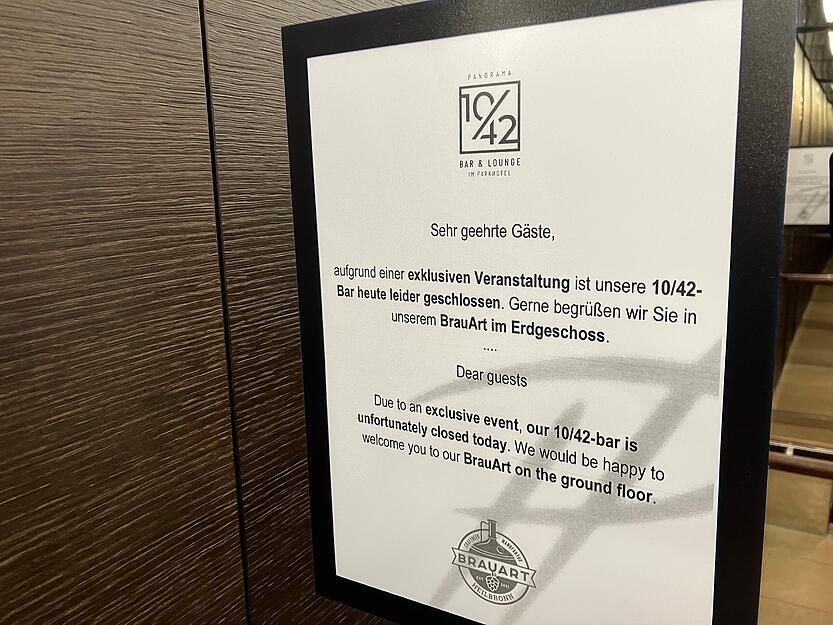 Bar, Sauna und Fitnessraum waren aufgrund des hohen Besuchs am Freitagabend für alle anderen Gäste leider geschlossen. Bar, Sauna und Fitnessraum waren aufgrund des hohen Besuchs am Freitagabend für alle anderen Gäste leider geschlossen.